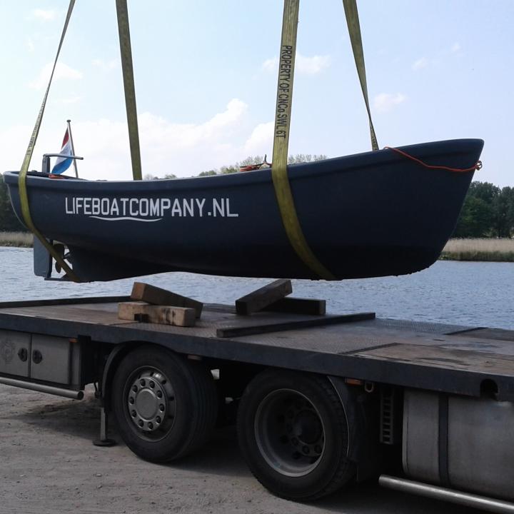 lifeboatcompany_reddingssloep_transport_watercraft_55_2.jpg